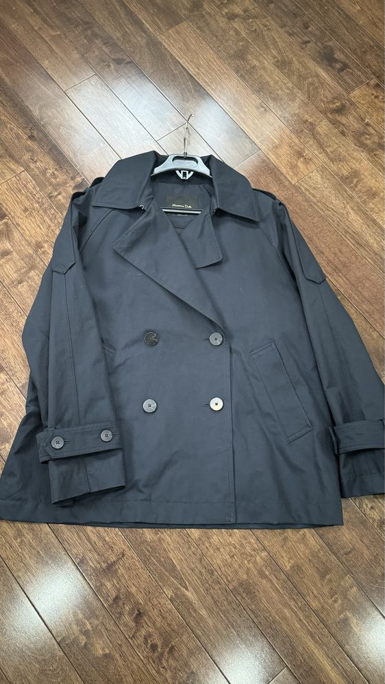 Парка Massimo Dutti