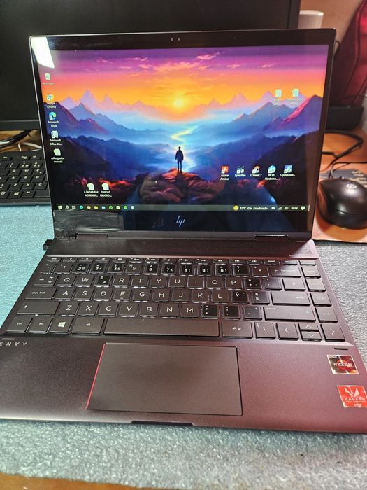 HP x360 ryzen 5 2500u.8gb DDR3.ssd 238gb.