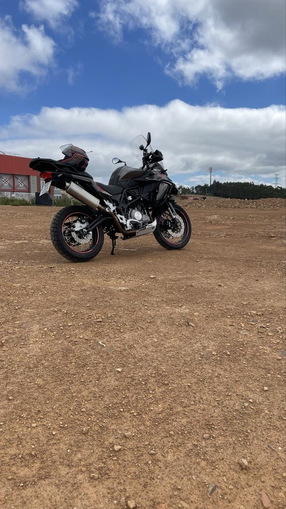 Benelli trk 502X