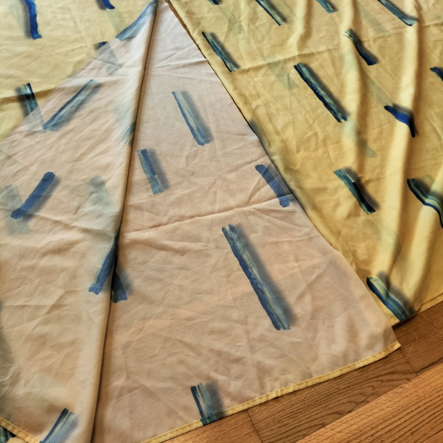 Dwie zasłony 140/240 cm