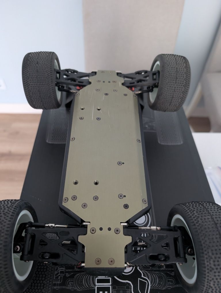 Carro RC Lc racing truggy emb-tgh
