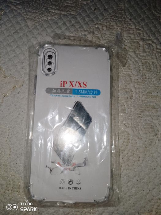 Продам чехол на iPhone X/XS