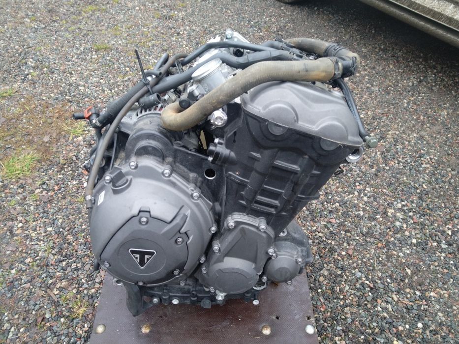 Triumph Tiger 1200 exc 17r silnik kompletny
