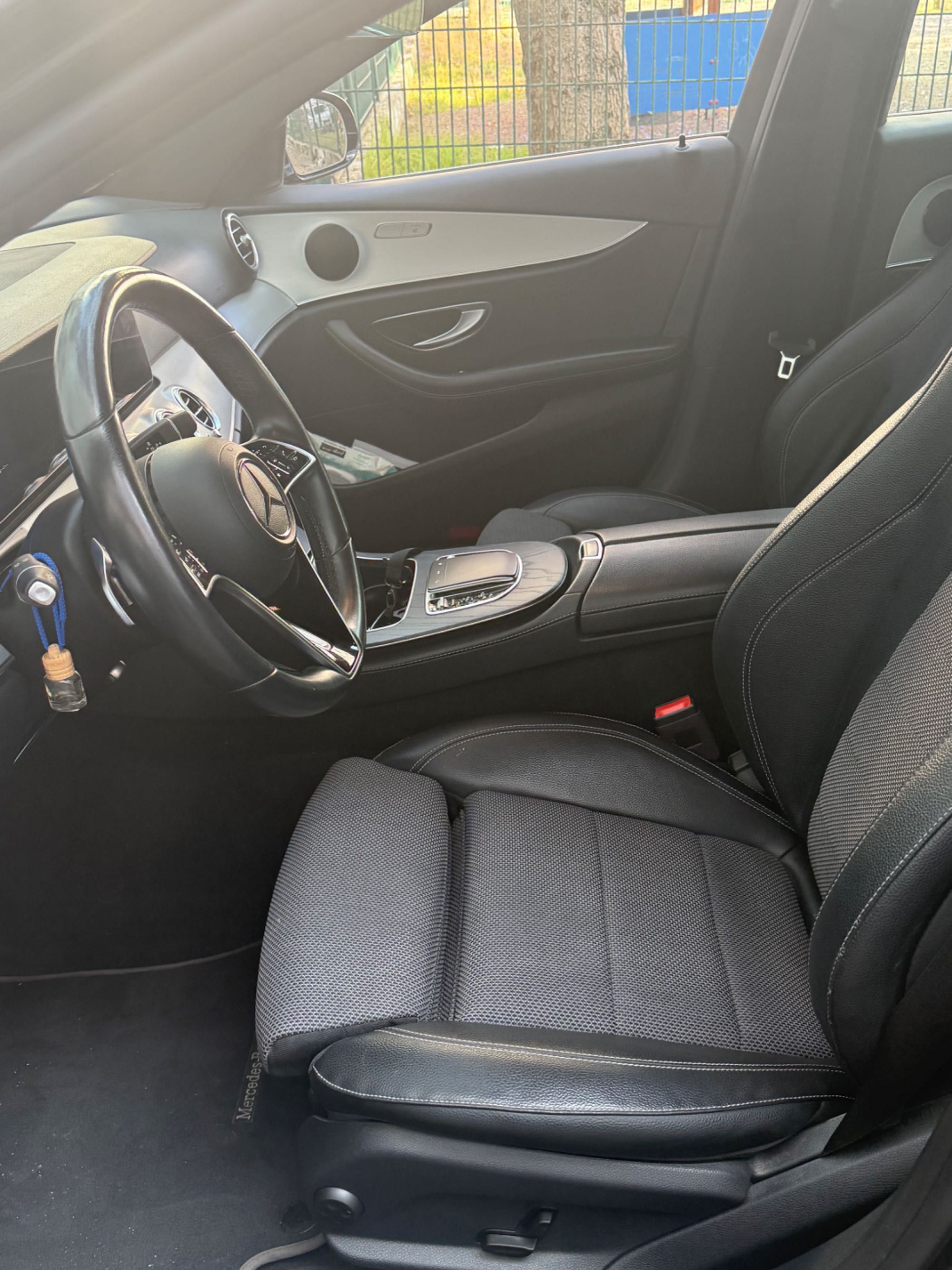 Mercedes Benz E300 de julho 2021