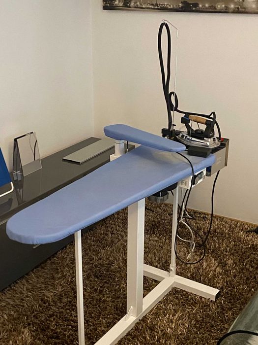 Stół prasowalniczy ALUX WA7 w komplecie z wytwornicą pary Lelit PS05/B