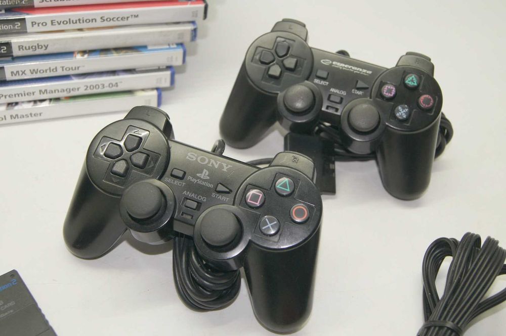 SONY Playstation 2 slim SCPH-90004/ zestaw dla pasjonata gier retro