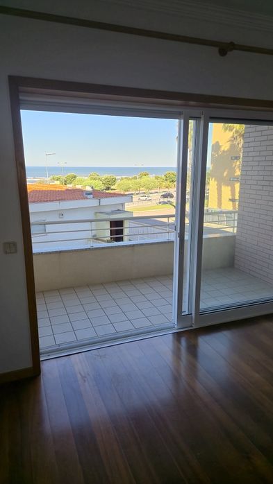T3 são felix da marinha(gaia)frente mar