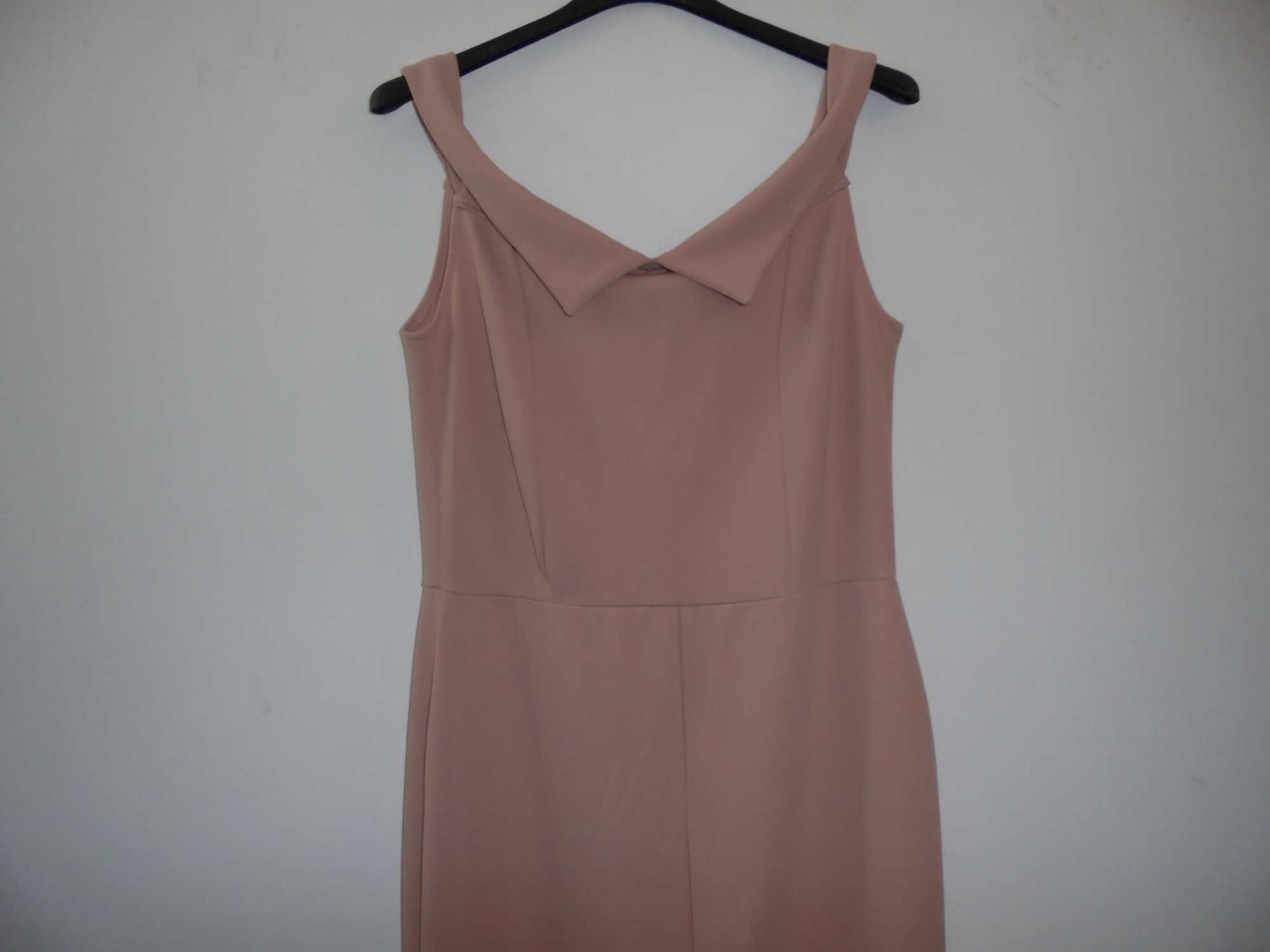 vestido de senhora muito comprido