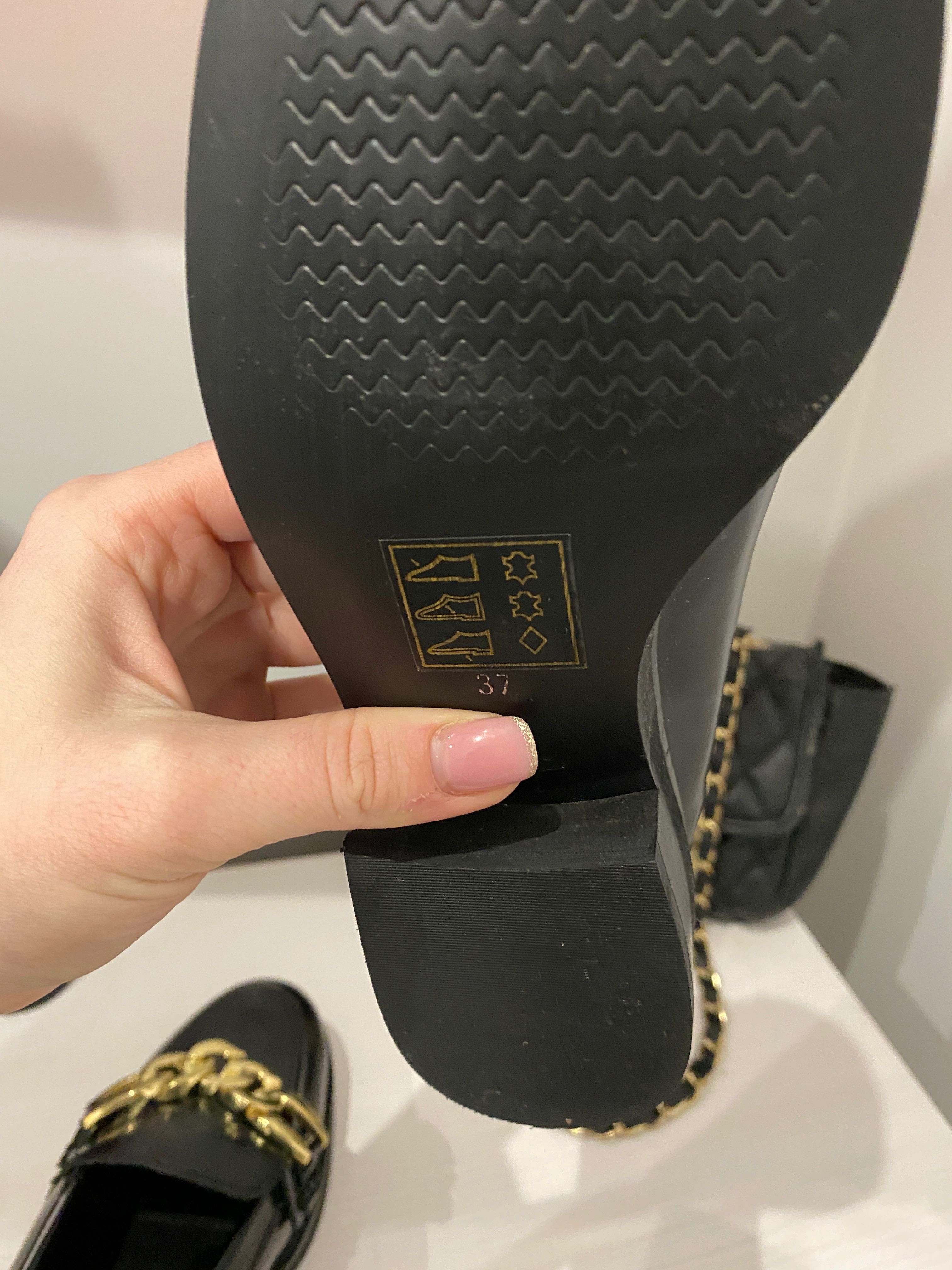 Лофери Kurt Geiger