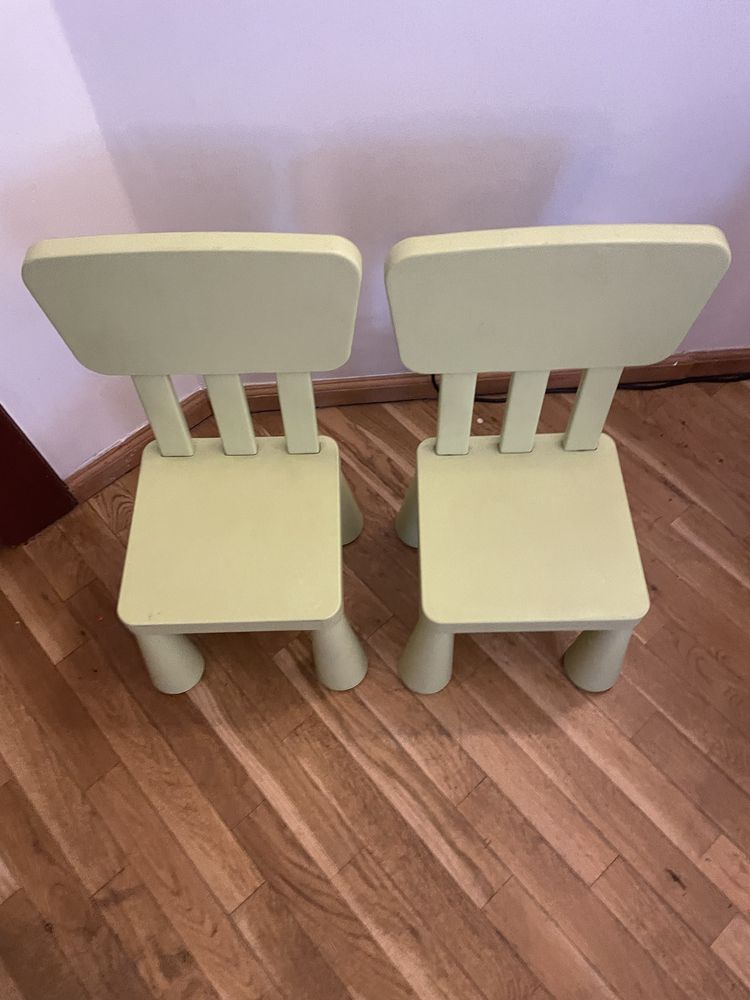 Krzesełko krzesełka dziecięce Ikea Mammut 2szt