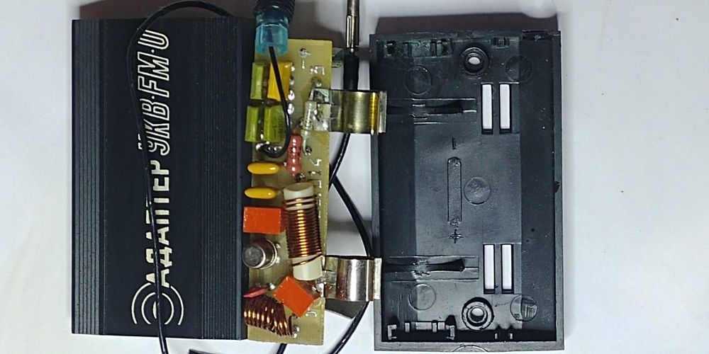 Адаптер - конвертор частот из УКB в FM-U