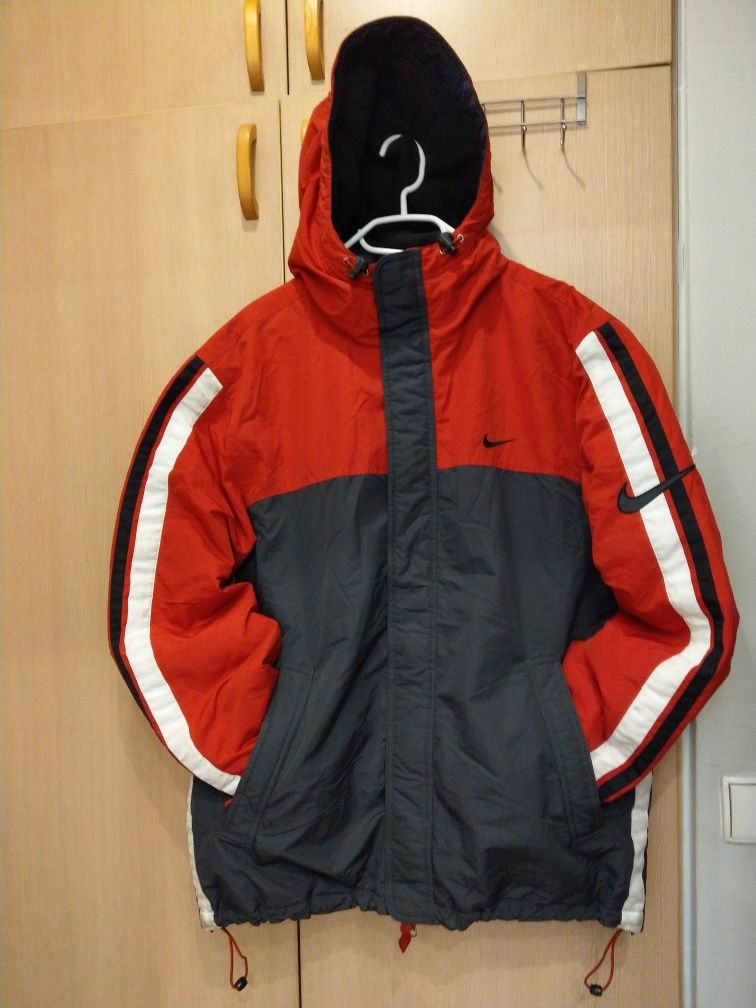 vitage kurtka jesienno zimowa z kapturem Nike haft logo(unisex)