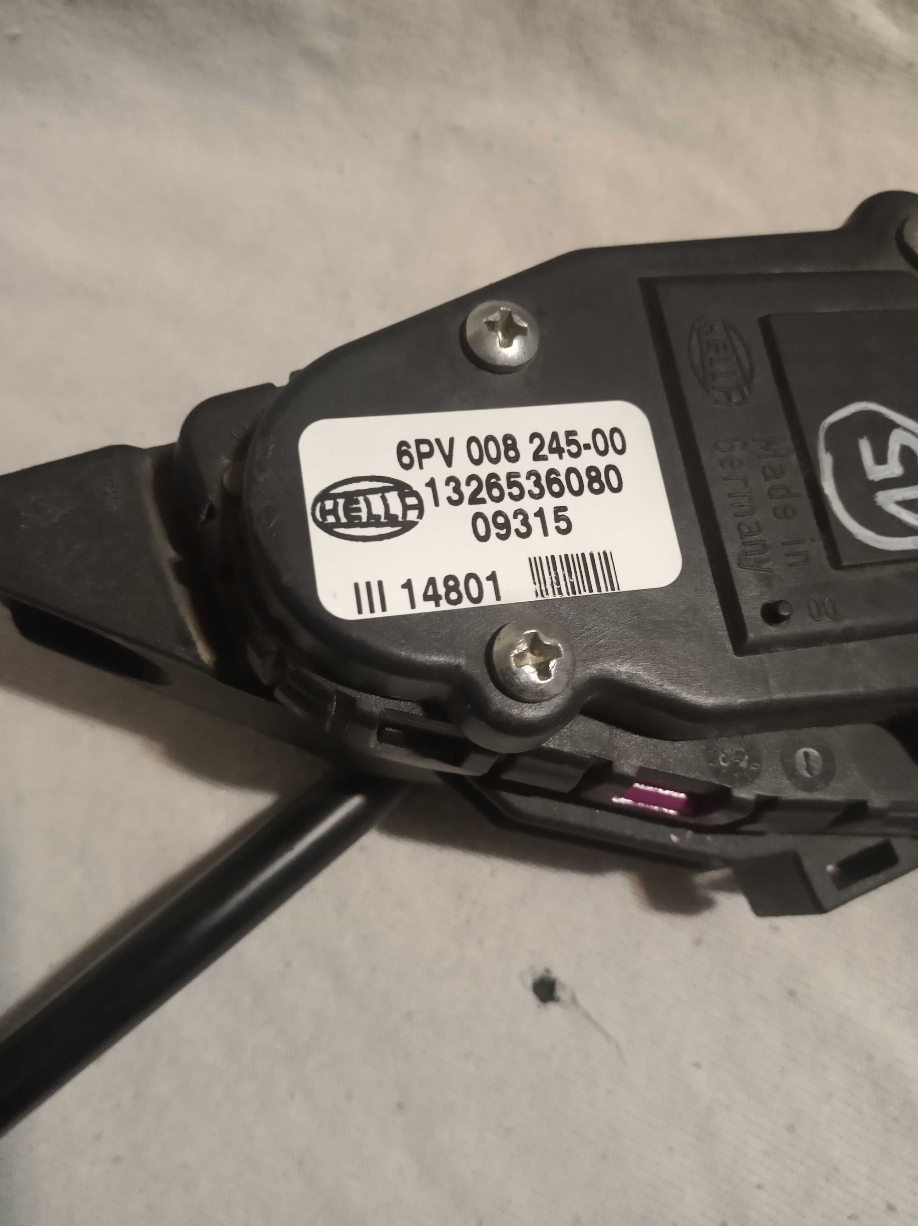 Pedał gazu fiat ducato 2.8 jtd 02r boxer 2.8 hdi 02r potencjometr 6pin