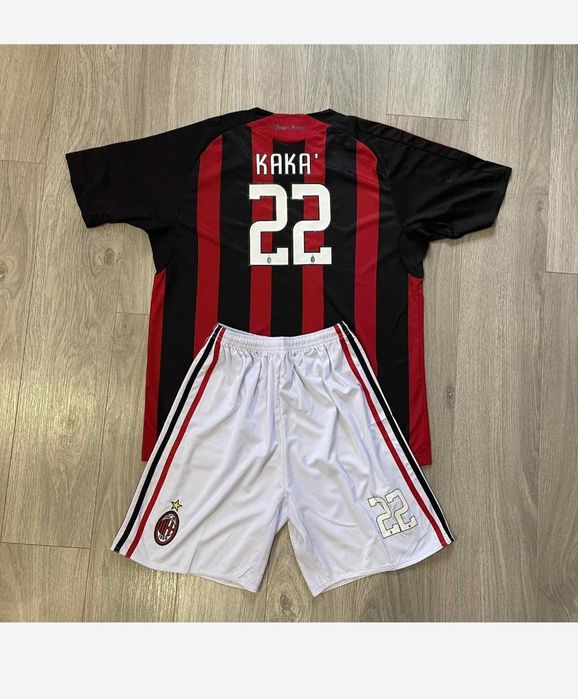 Супер розпродаж футбольних форм для дітей