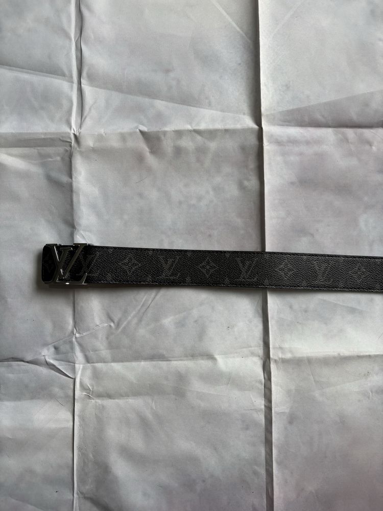 Cinto Louis Vuitton Monogram Eclipse - Fivela LV Prateada
