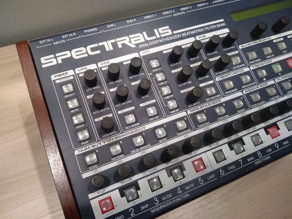 SPECTRALIS - Synth - Radikal Technologies - blue