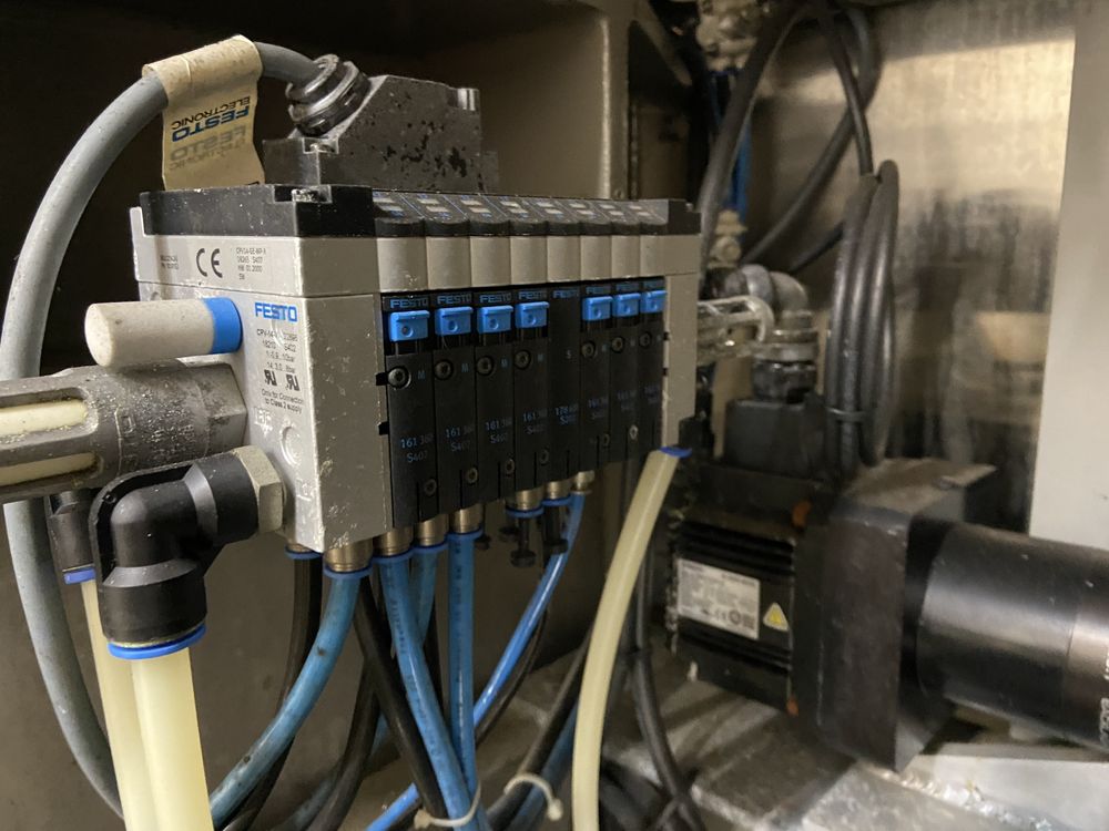 Pionowa Maszyna Pakująca Omron Servo Serwomotor PLC
