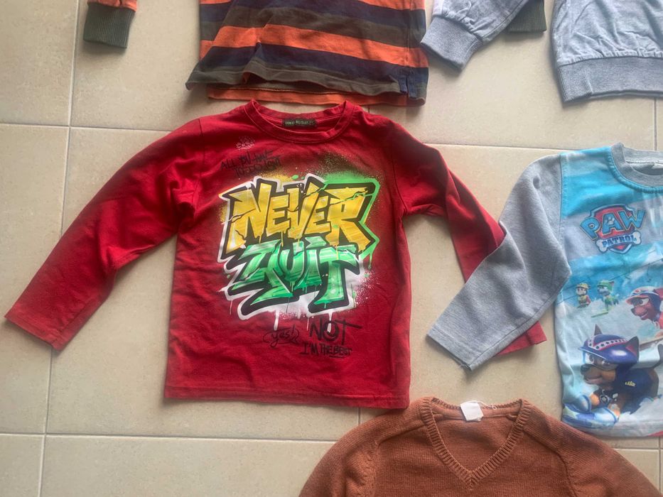 5x Hoodies | Sweatshirt | Camisolas de Rapaz - 4 anos - Lote