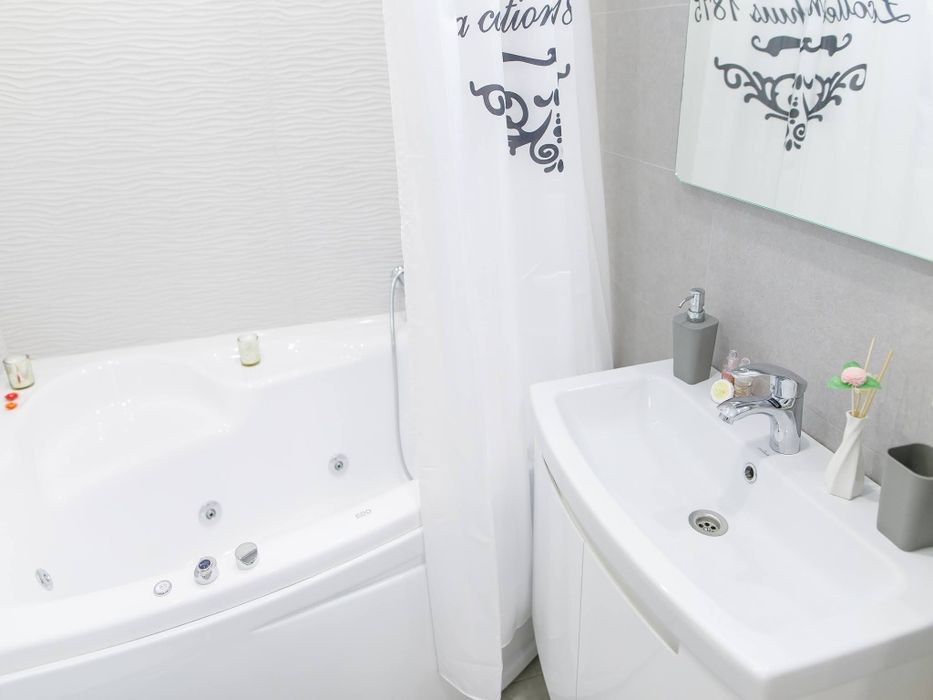 Квартира Подобово Суми з ДЖАКУЗІ, вул. Харківська, 43, ТЦ Лавина