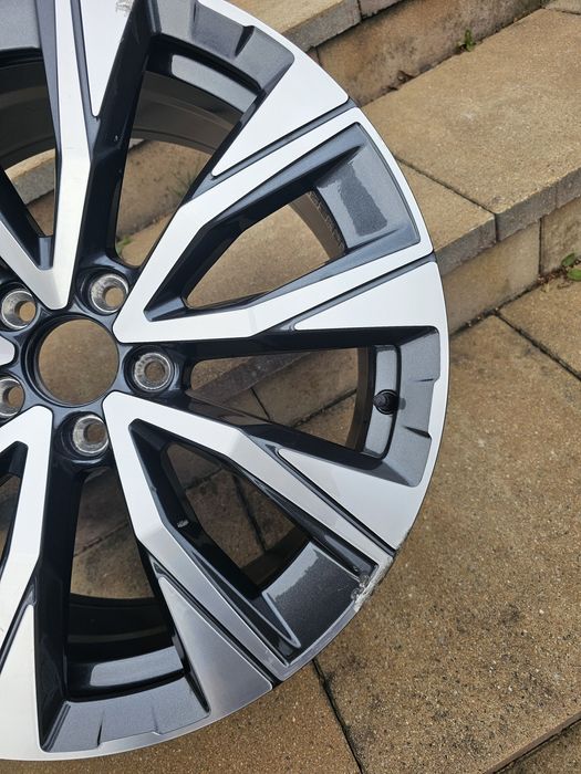 Felga 19cali 5x108 7.5j et50.5 oryginal Volvo