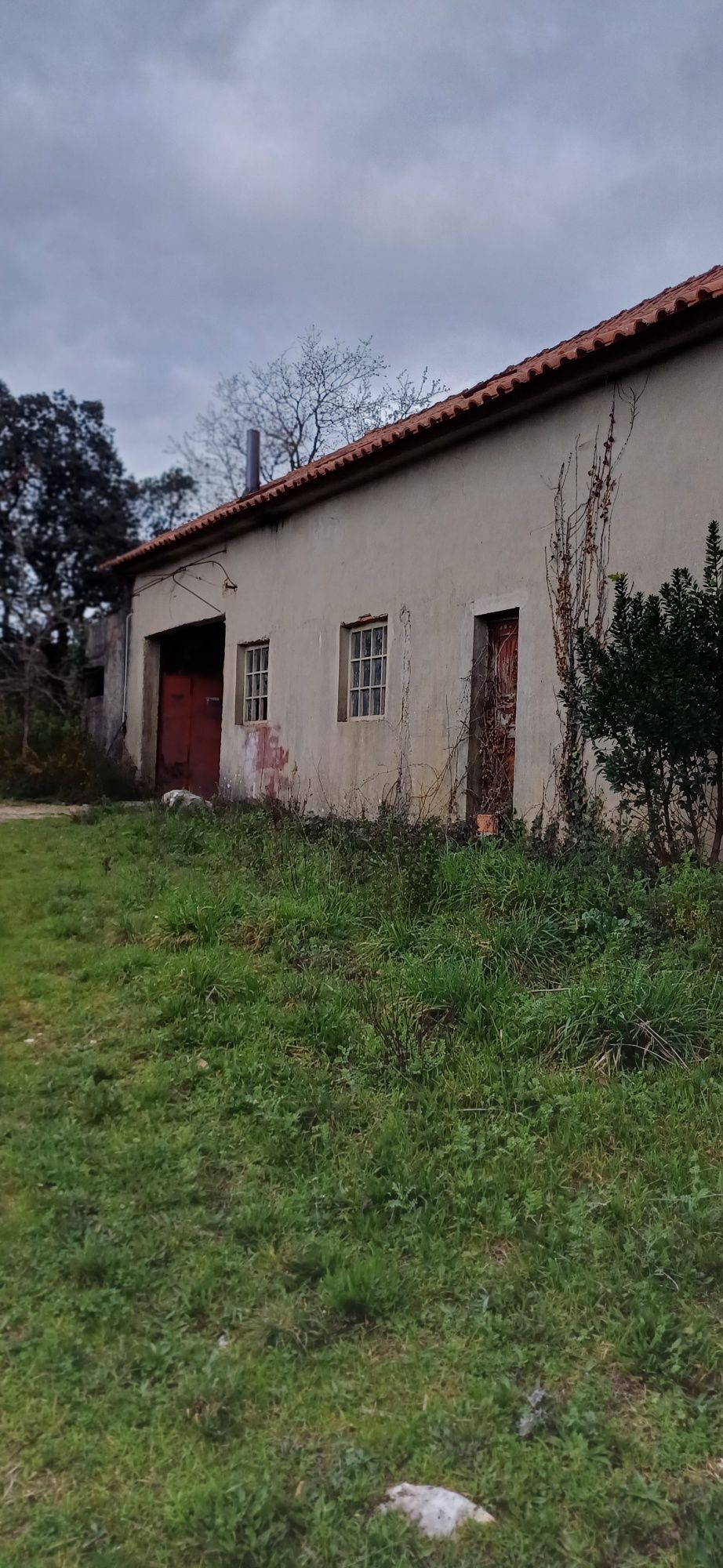 Terreno com barracão/Armazém em Fátima 380m2