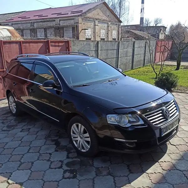 Продам Volkswagen Passat  В6 • 2.0TDI DSG (170 к.с.) • Highline