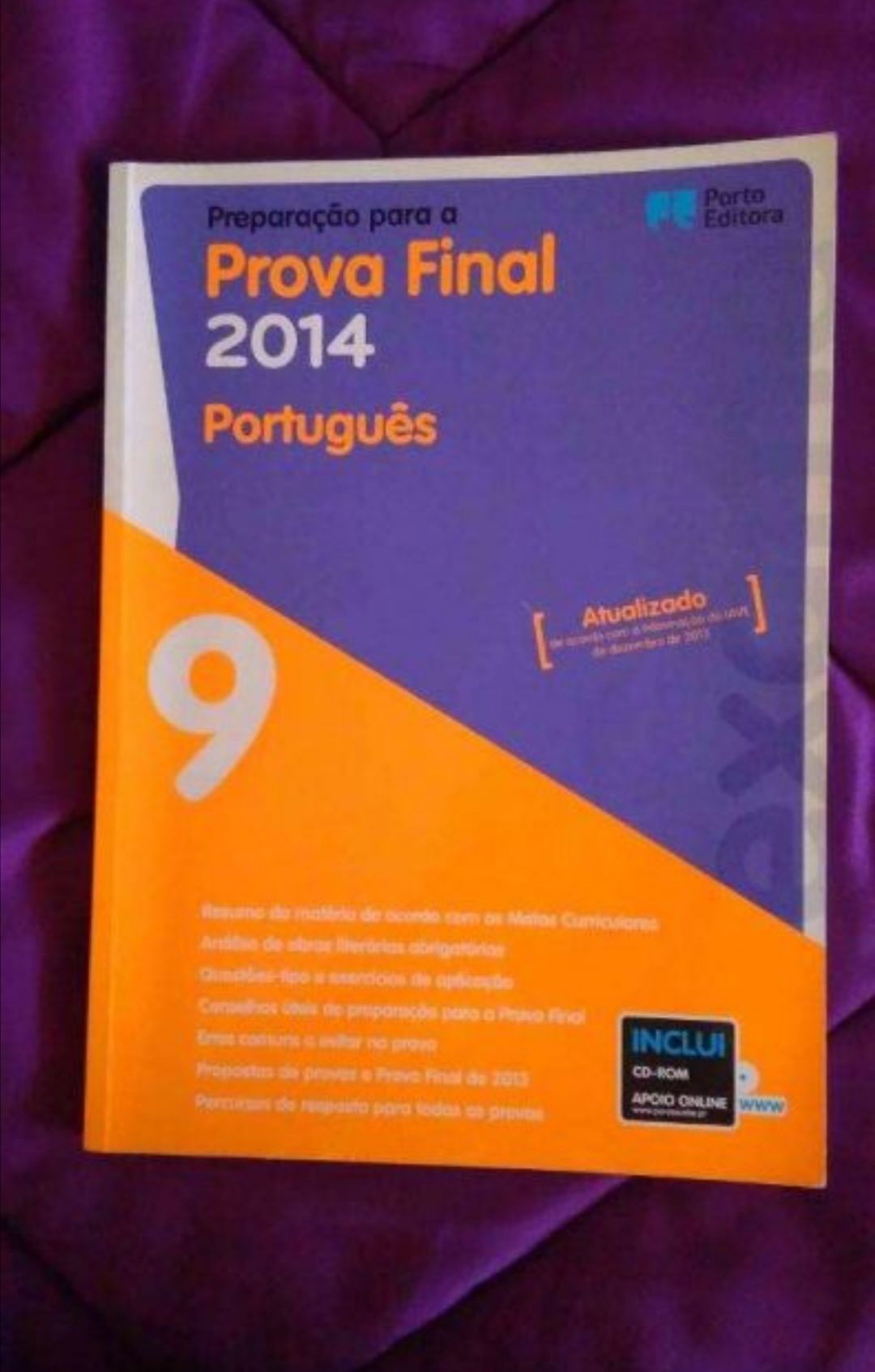 Livros de exame Português 9° e 12°ano e História A 12ano