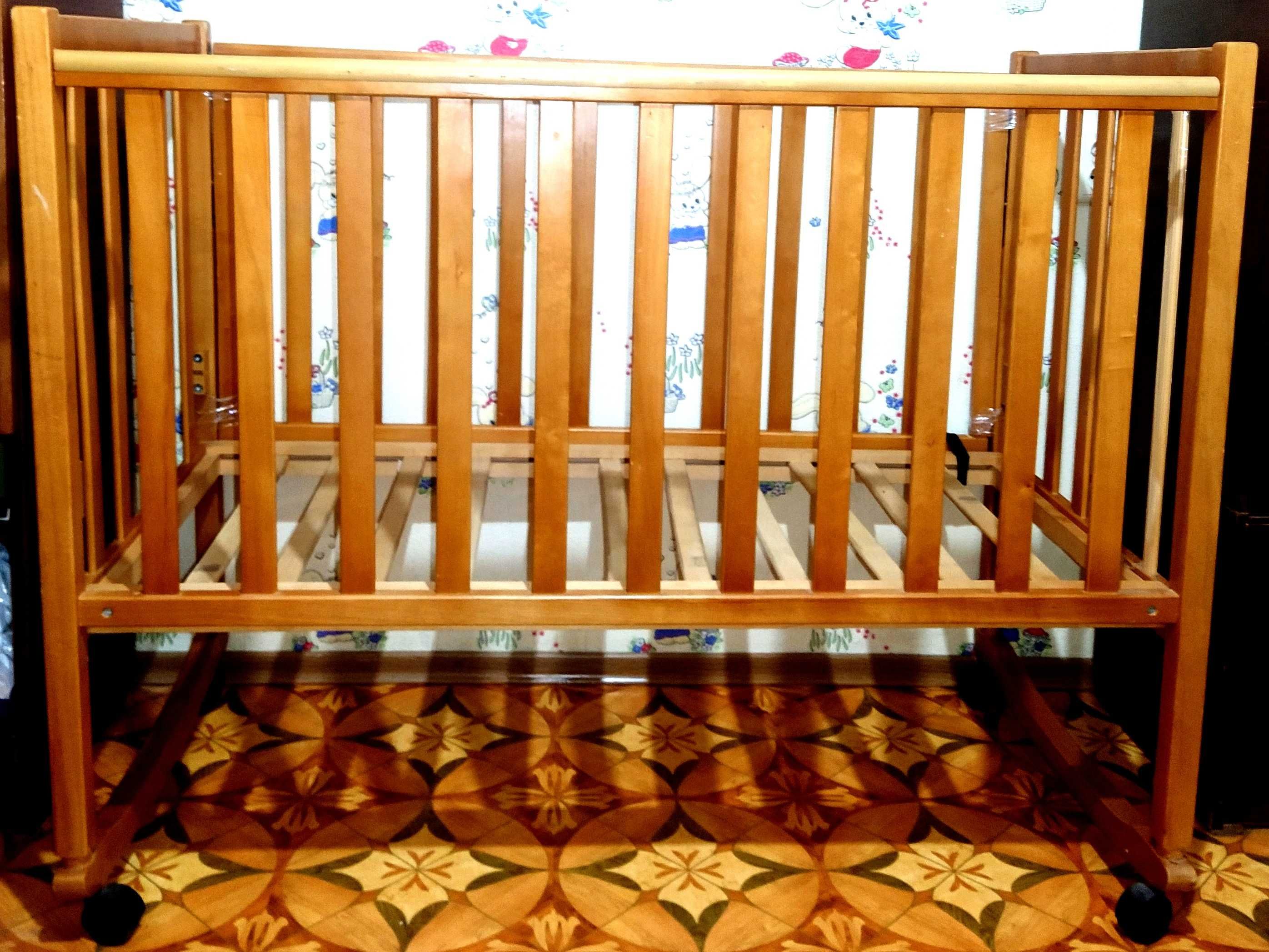 Кроватка детская кровать для сна для малышей в нормальном состоянии