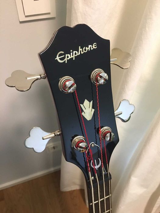 Epiphone EB-0 BASS - CH красное дерево, Китай 2012 в кейсе, как новая