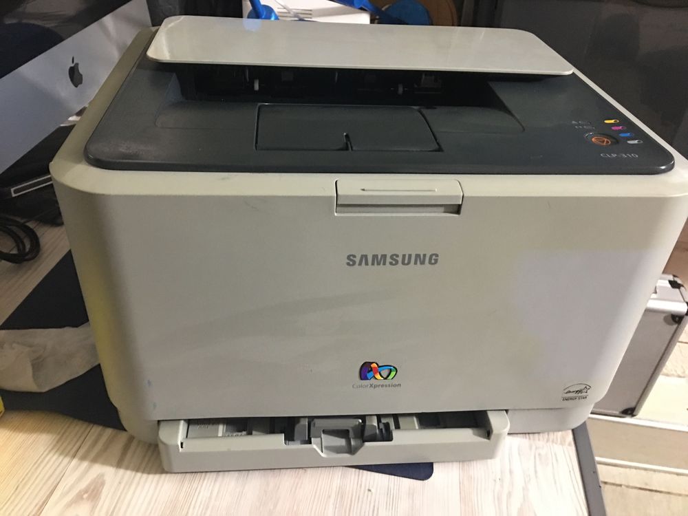 Принтер цветной лазерный новый Samsung