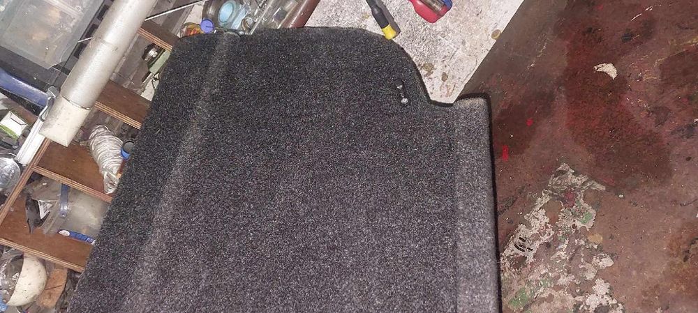 Sprzedam półkę bagażnika do Daihatsu terios 2003