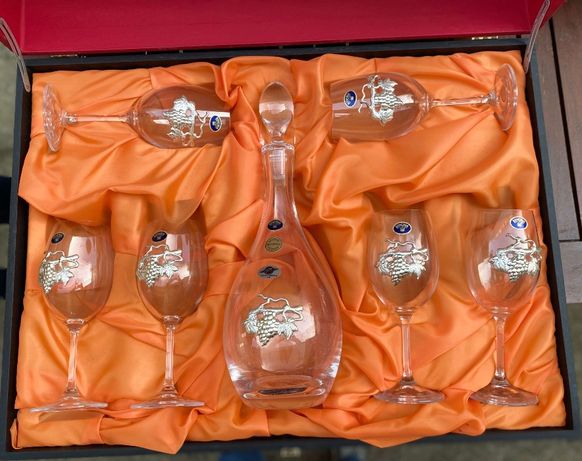 Conjunto de 6 copos e garrafa em cristal Bohemia