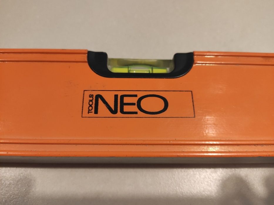 Poziomica aluminiowa TOOLS NEO 80 cm  - 3 libelle NOWA