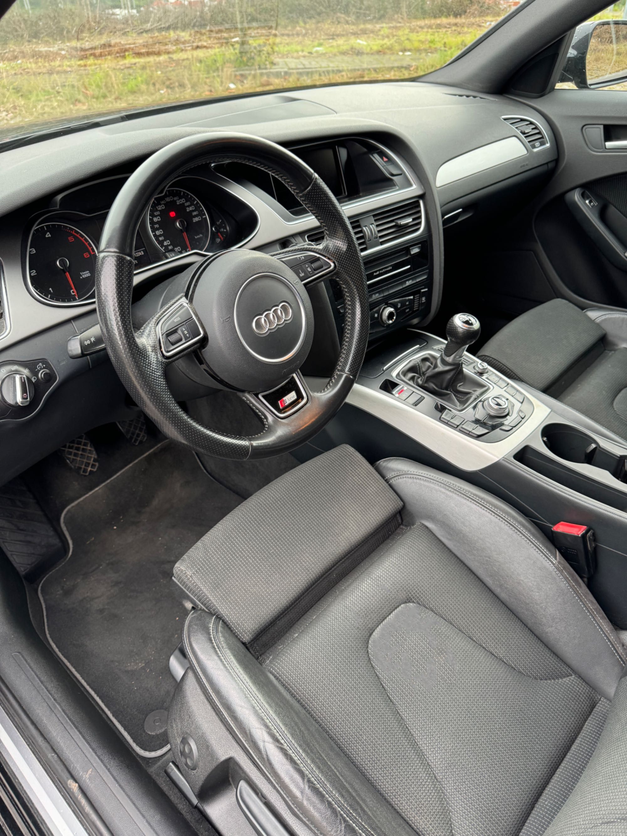 Audi A4 S-Line 2.0 TDI