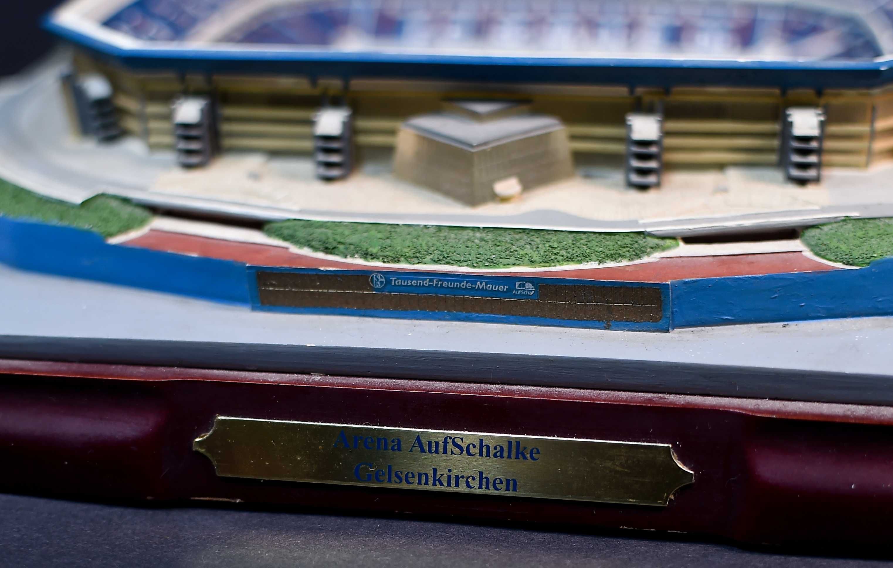 Kolekcjonerski Model stadionu ARENA SCHALKE 04 - Unikat !