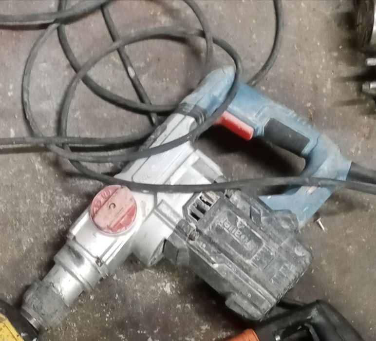 Młot narzędzie budowlane