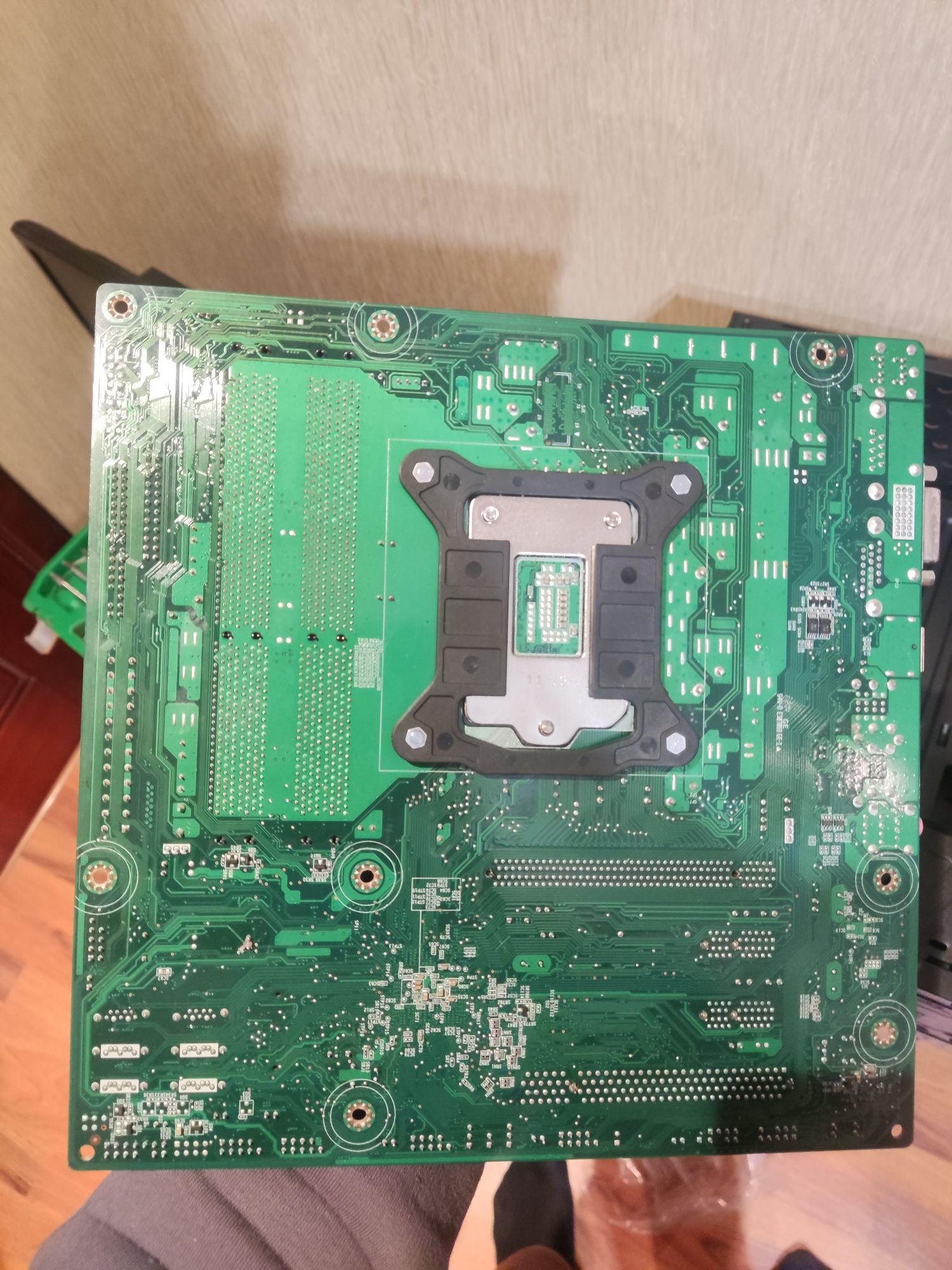 Материнская плата H1 +i7-2600+DDR3 16гб