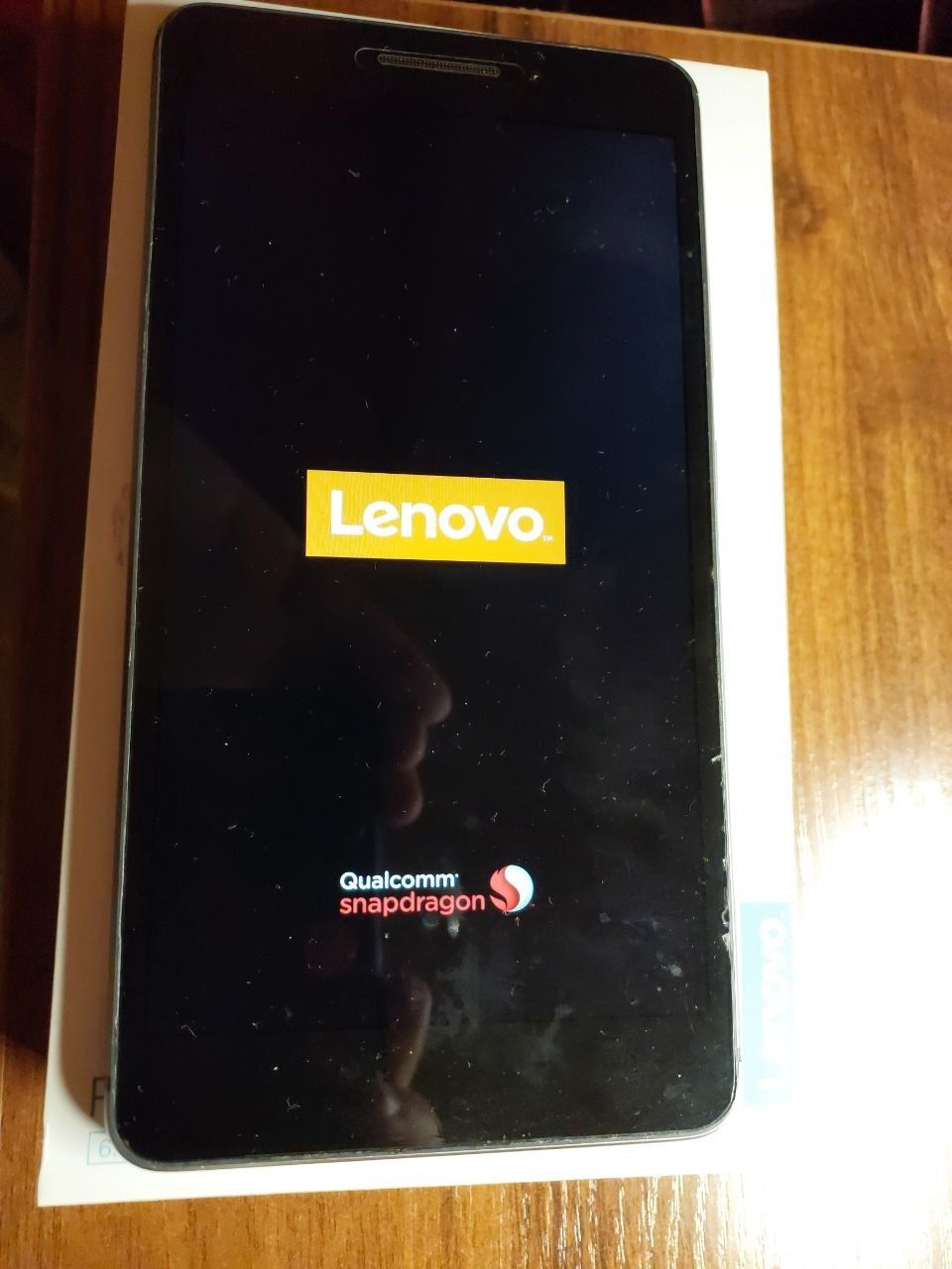 Планшет Lenovo с поддержкой сим-карты
