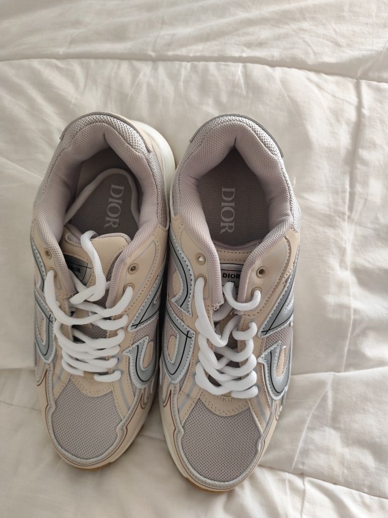 Tênis unisex N42
