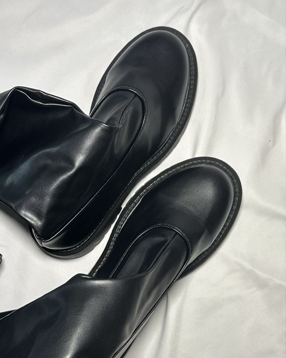 Високі чоботи ботфорти на осінь