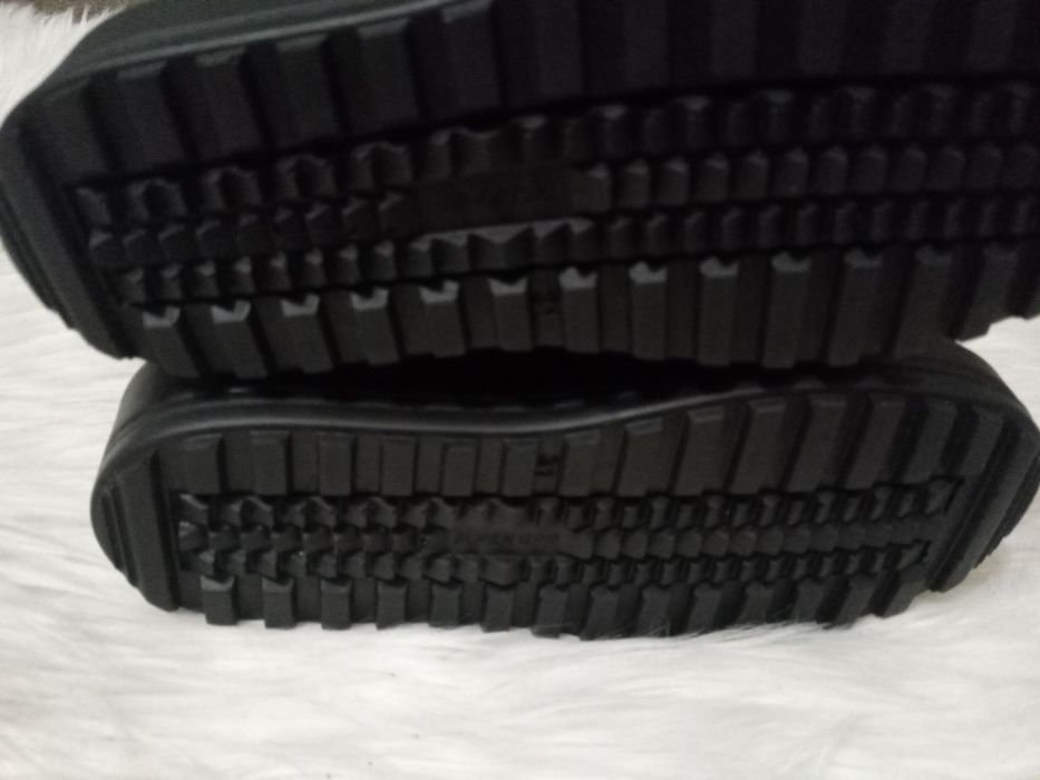 Зимові ботінки для дівчинки 34р,35р