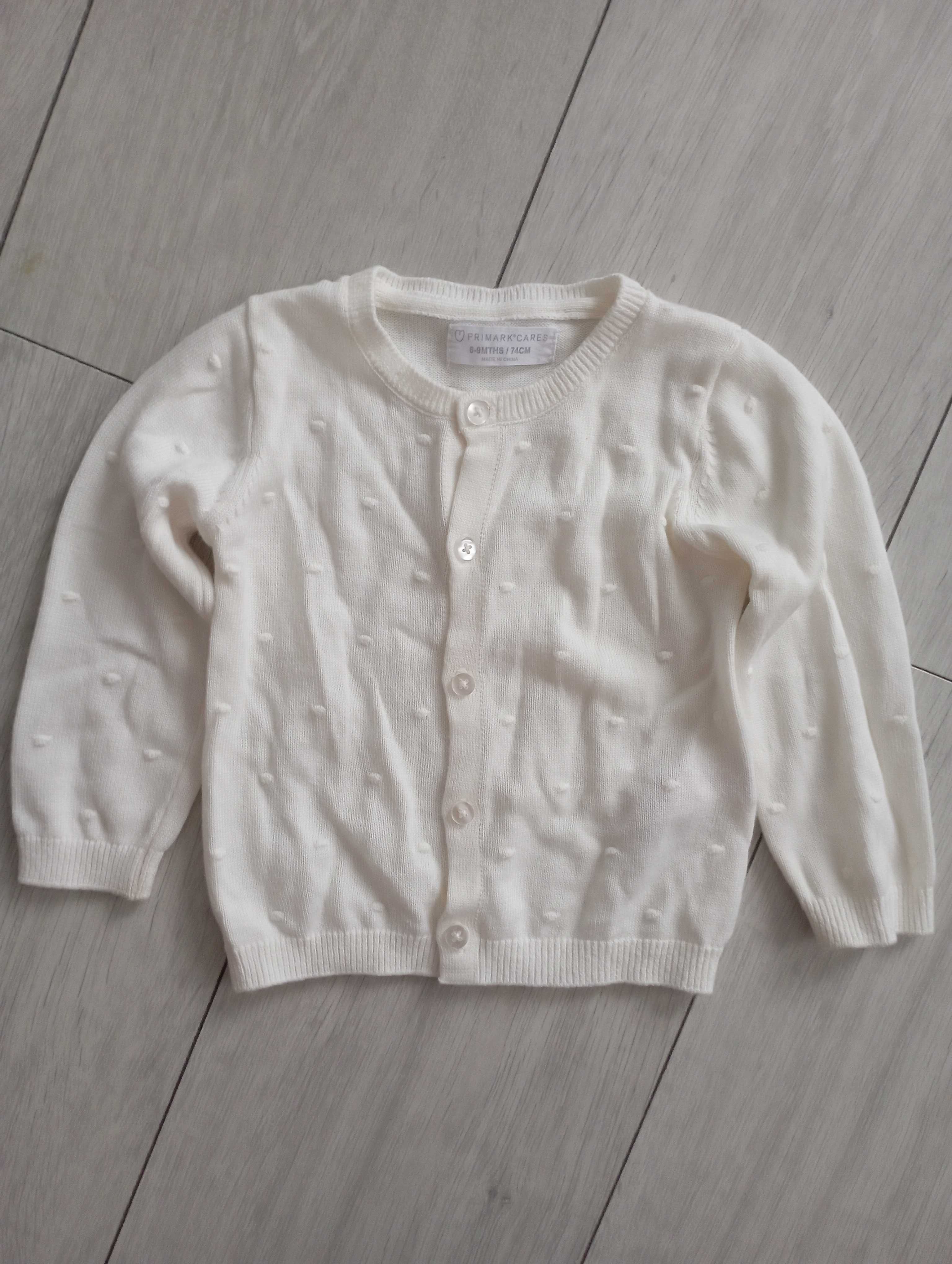Kremowy sweterek rozpinany Primark r.74