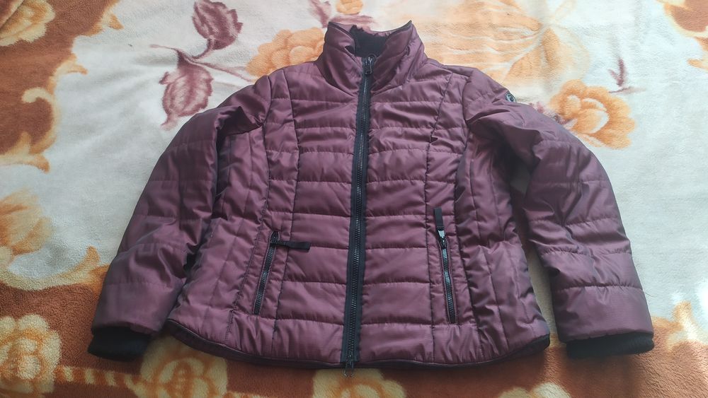 Курточка жіноча 56 р