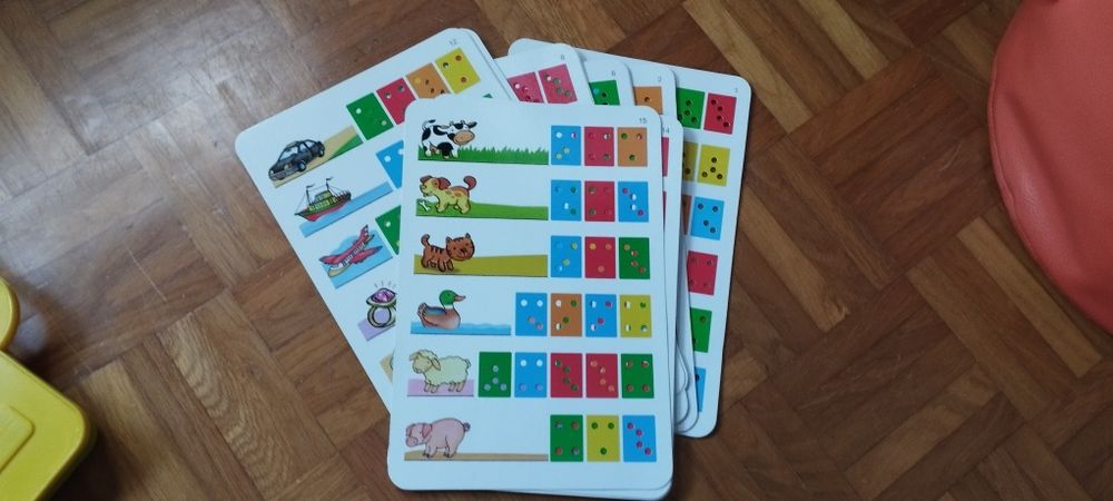 Brinquedo educativo para aprender Inglês