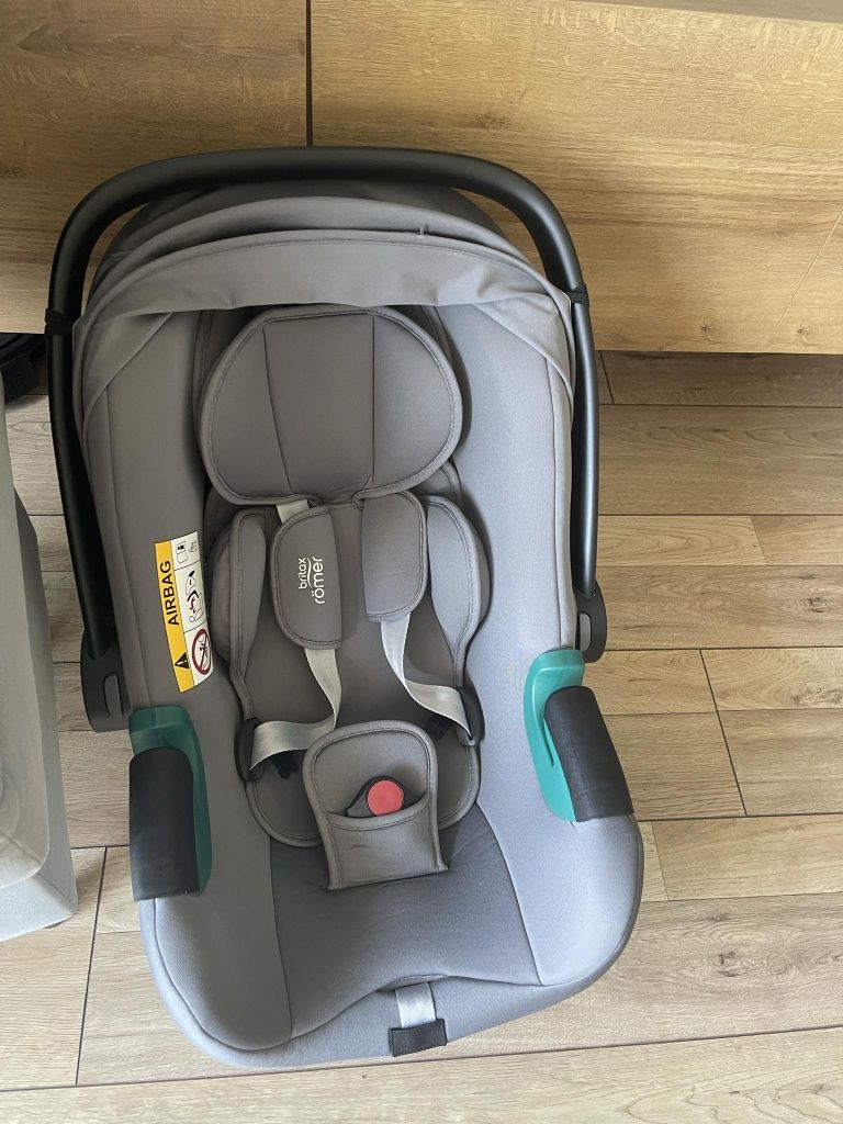 Britax Romer babysafe + dualfix 3 + baza zestaw