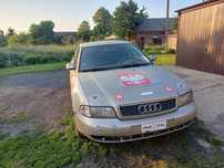 Audi A4 wrak race gruz 1,8 125km katalizator