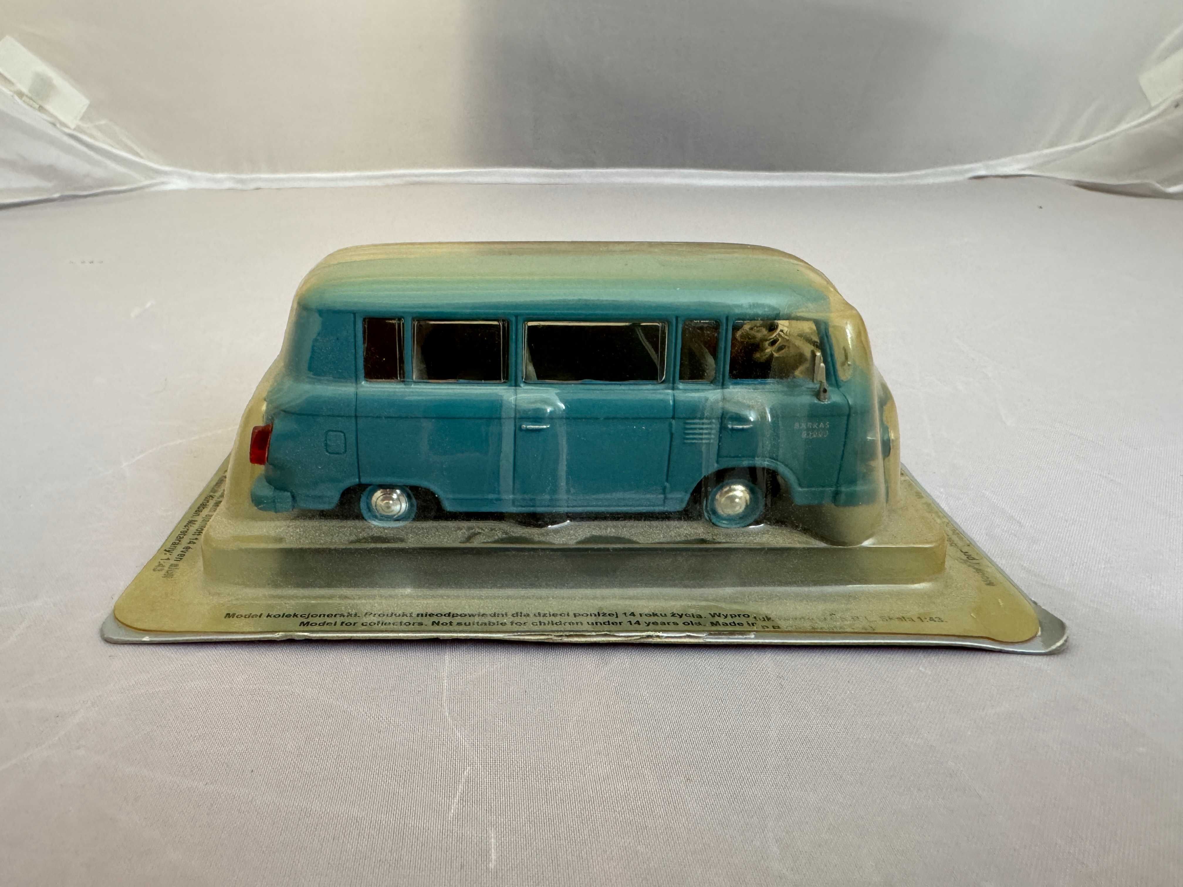 Barkas b 1000 LEGENDY FSO 1:43