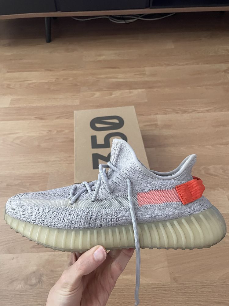 adidas yeezy boost 350 tail light 42 EU