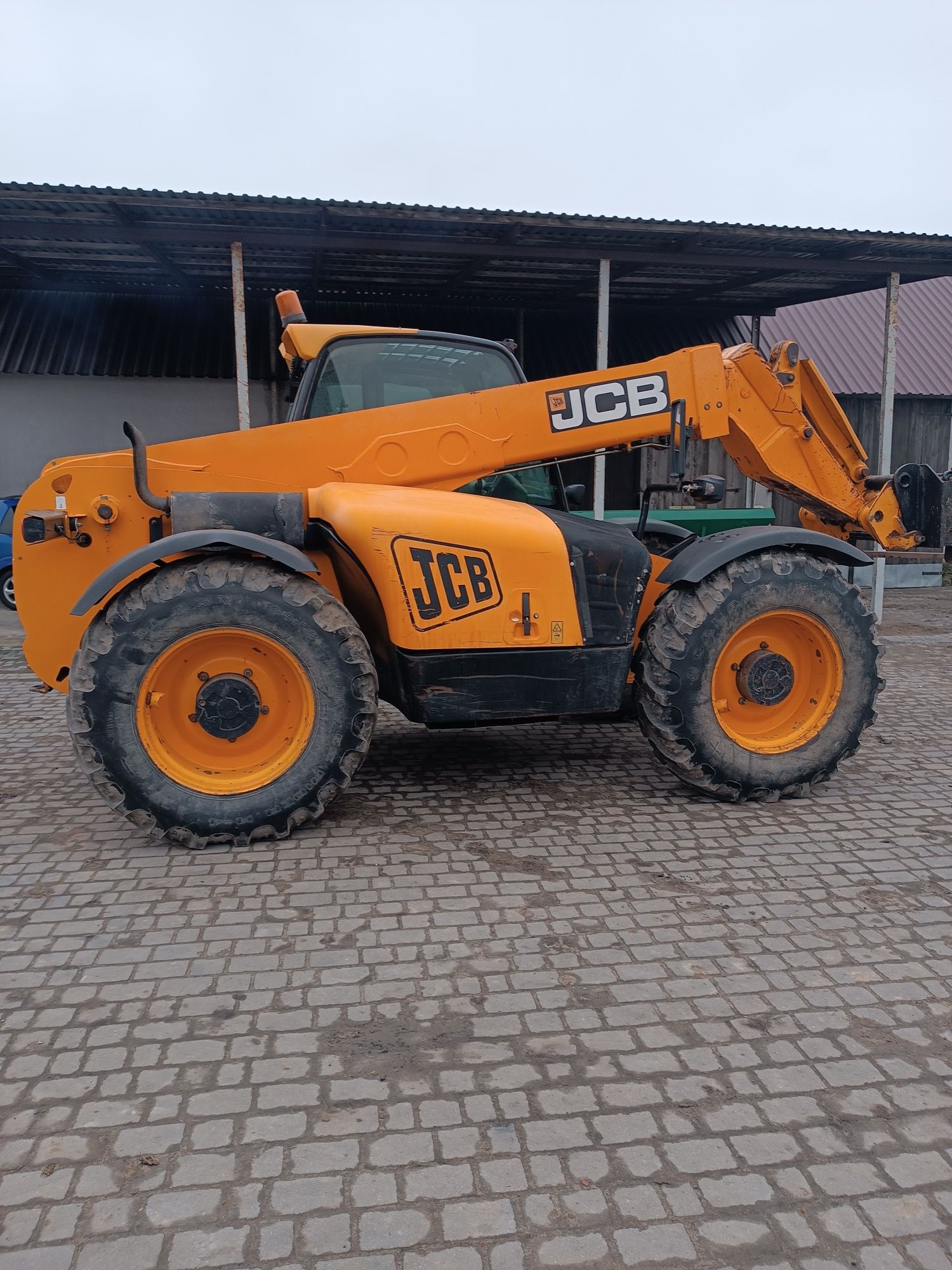 Ładowarka teleskopowa JCB 541-70