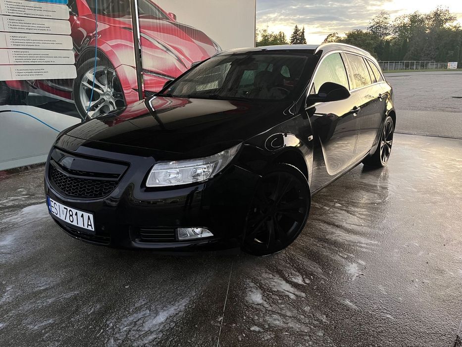 Opel Insignia Sports Tourer, 4x4, Manual.
